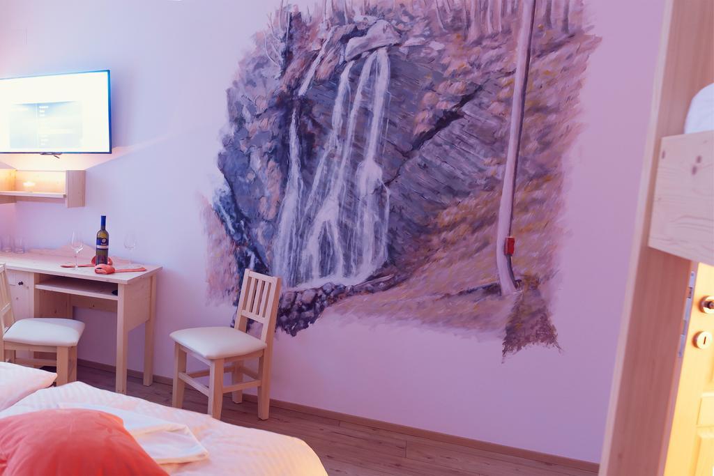 Guesthouse Macesen Spodnja Sorica Стая снимка